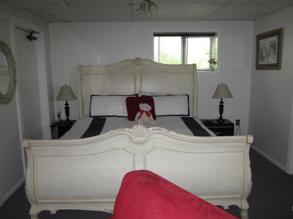 Casey'S Bed & Breakfast 화이트호스 객실 사진