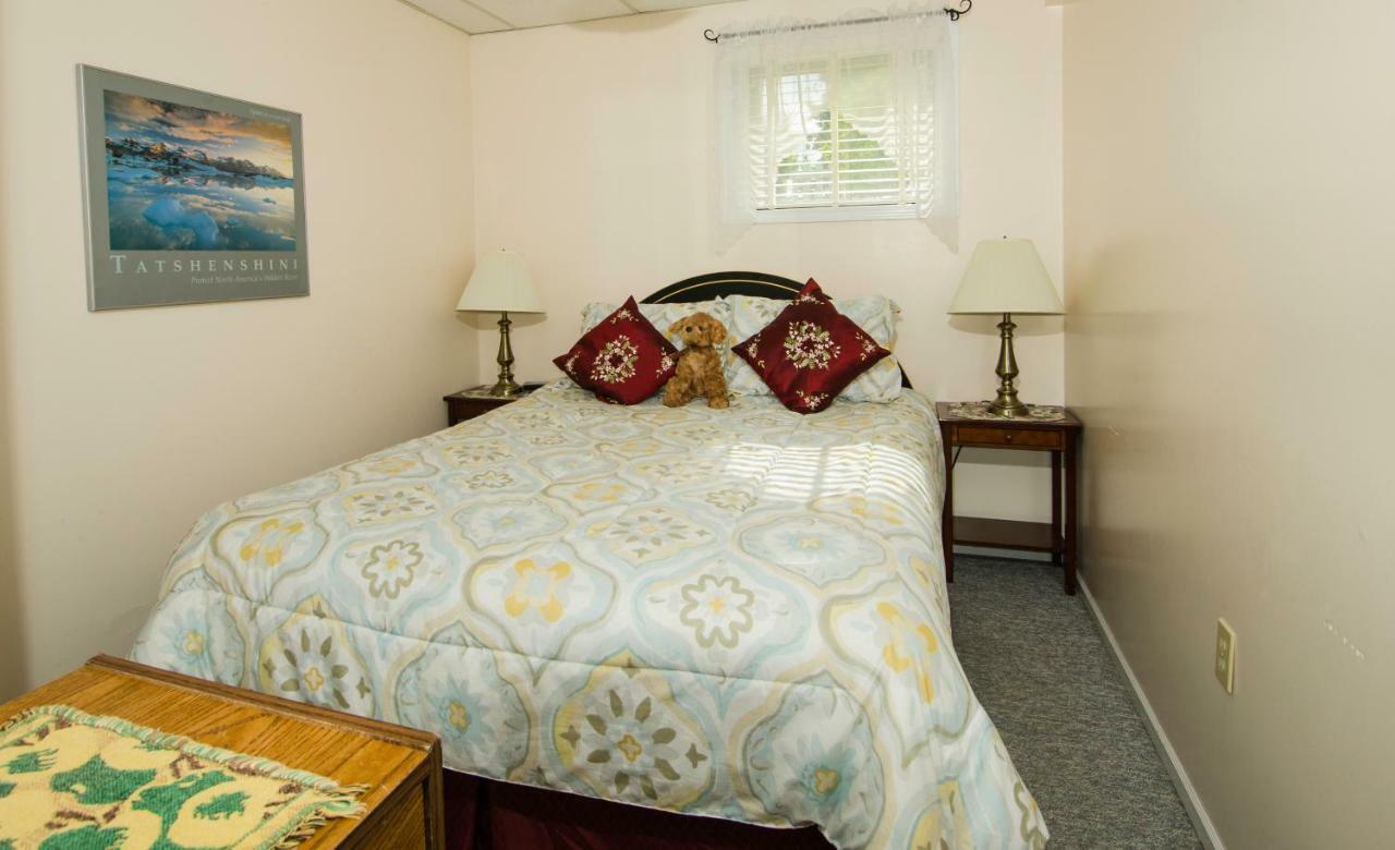 Casey'S Bed & Breakfast 화이트호스 외부 사진